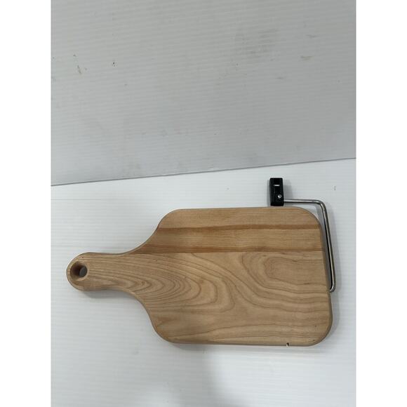 Hickory Farms Cheese Cutting Board - Picture 3 of 3